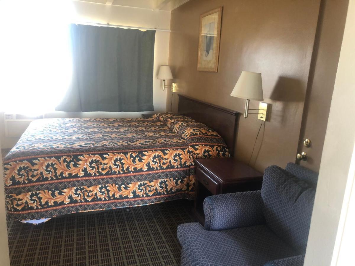 Palm Shadow Inn Motel Индиоу Екстериор снимка